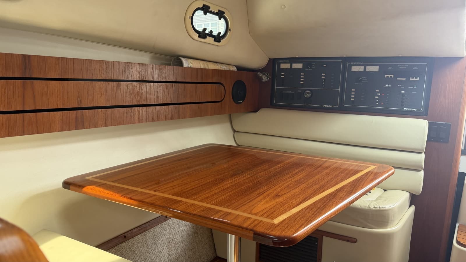 2003 Pursuit 3400 Express