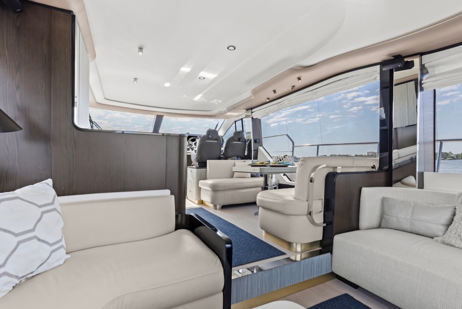 2019 Azimut 60 FLY