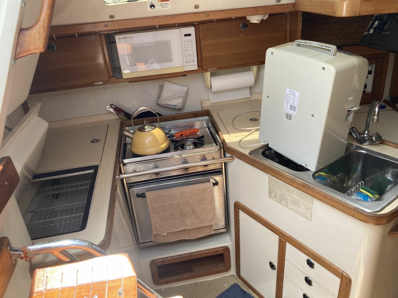 2003 Catalina 320
