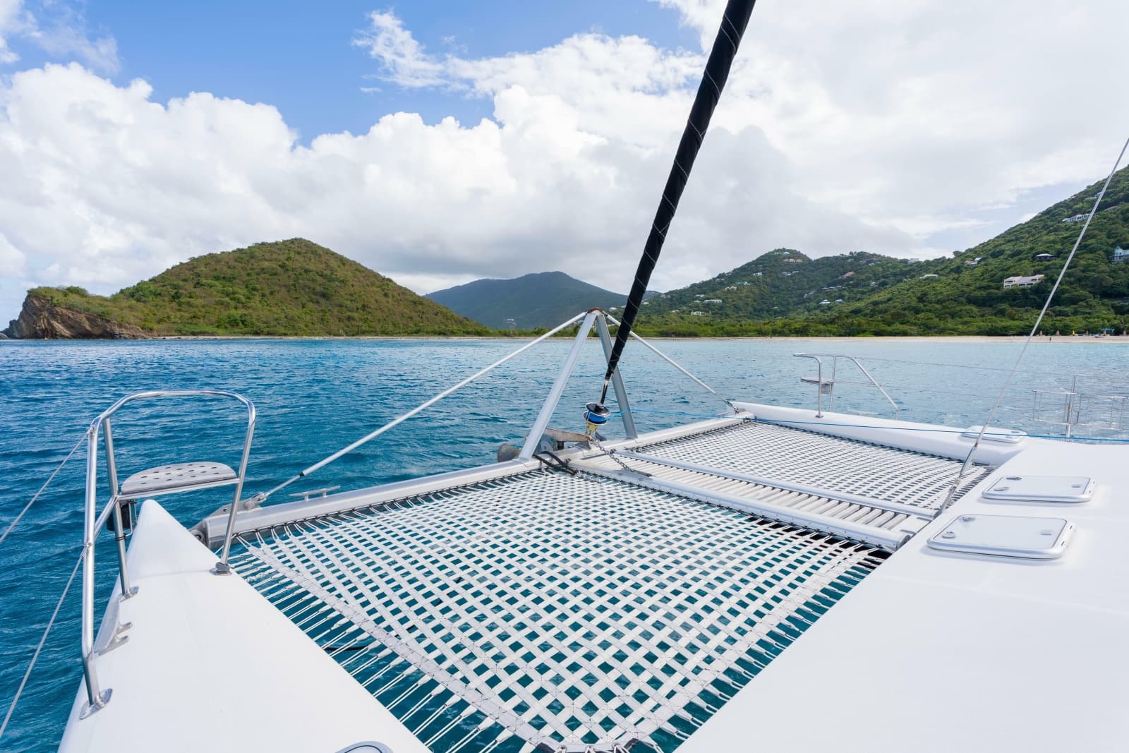 2011 Voyage Yachts 520