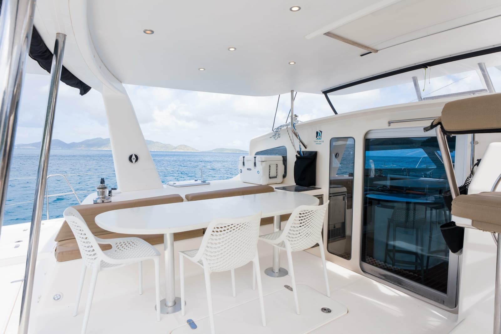 2011 Voyage Yachts 520