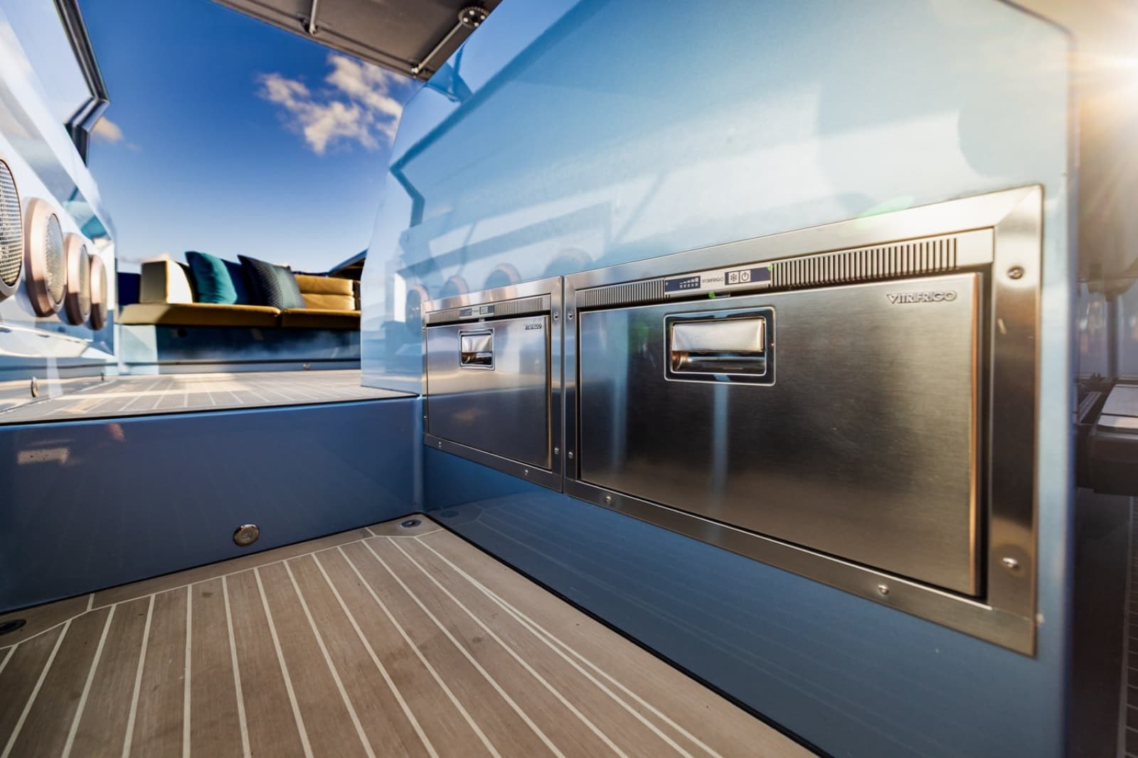2019 Vanquish Yachts VQ58