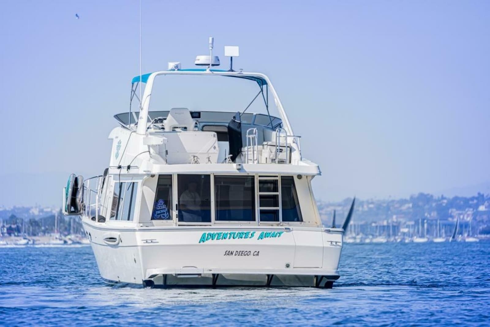 2004 Meridian 490 Pilothouse