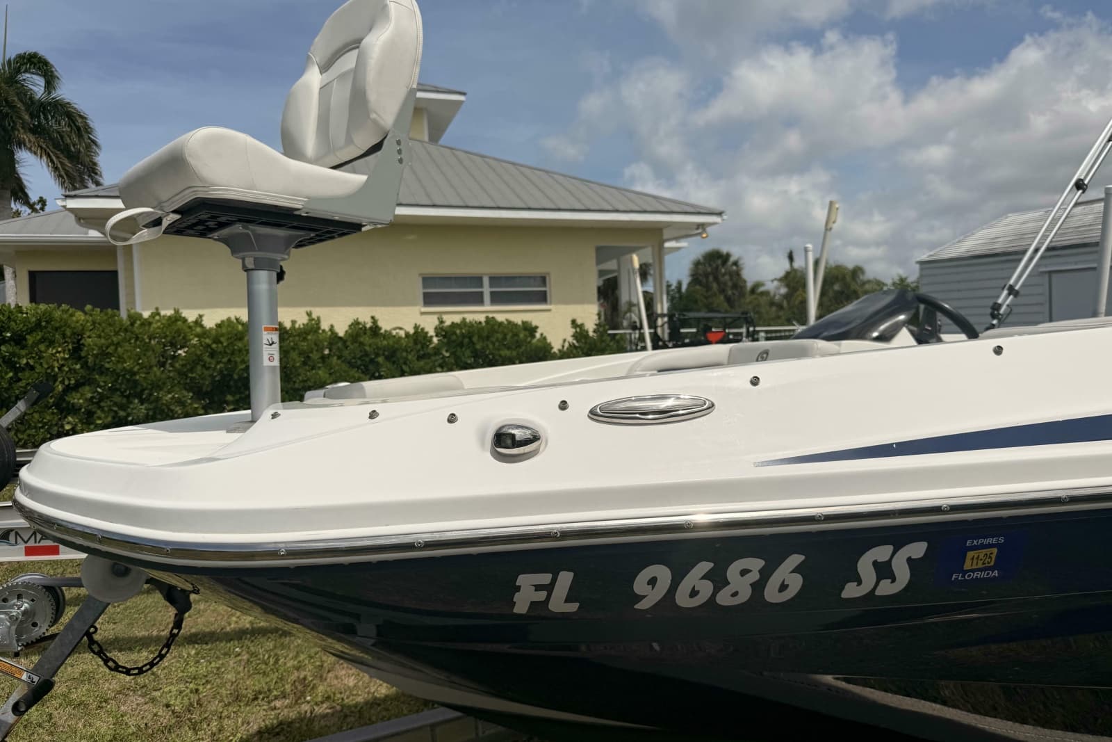 2020 Hurricane SunDeck Sport 185 OB