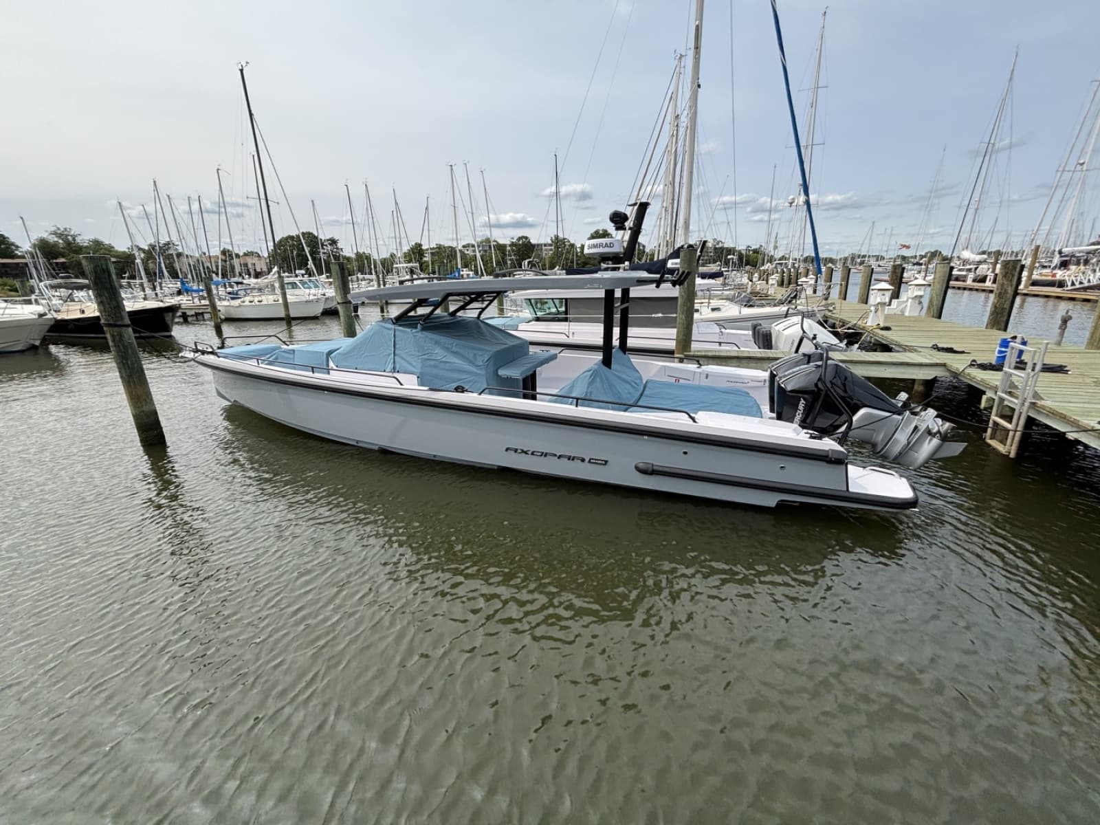 2025 Axopar 37 Sun Top