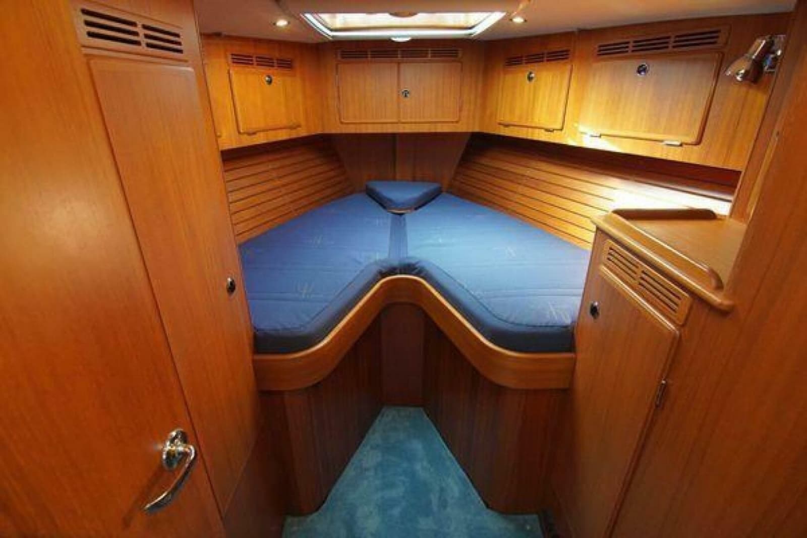 2002 Hallberg-Rassy 53