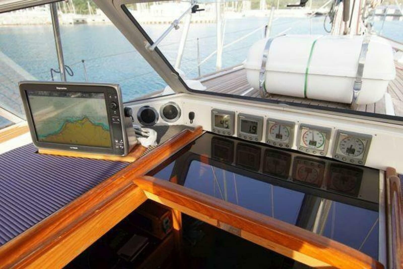 2002 Hallberg-Rassy 53