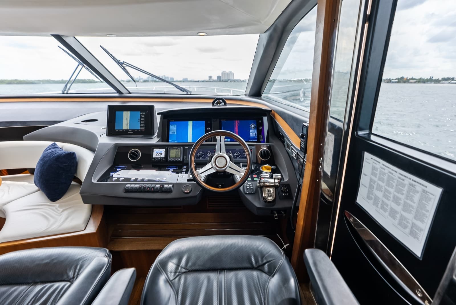 2014 Princess S72