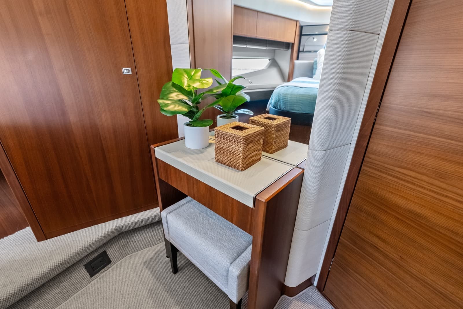 2014 Princess S72