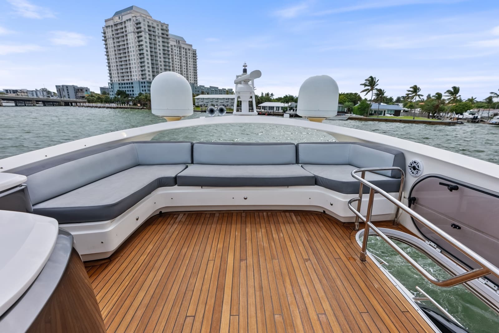 2014 Princess S72