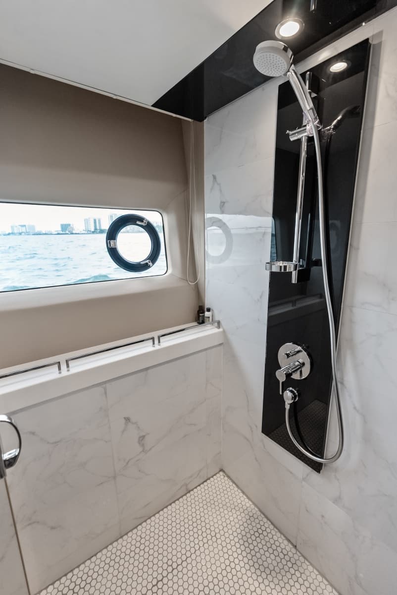 2014 Princess S72