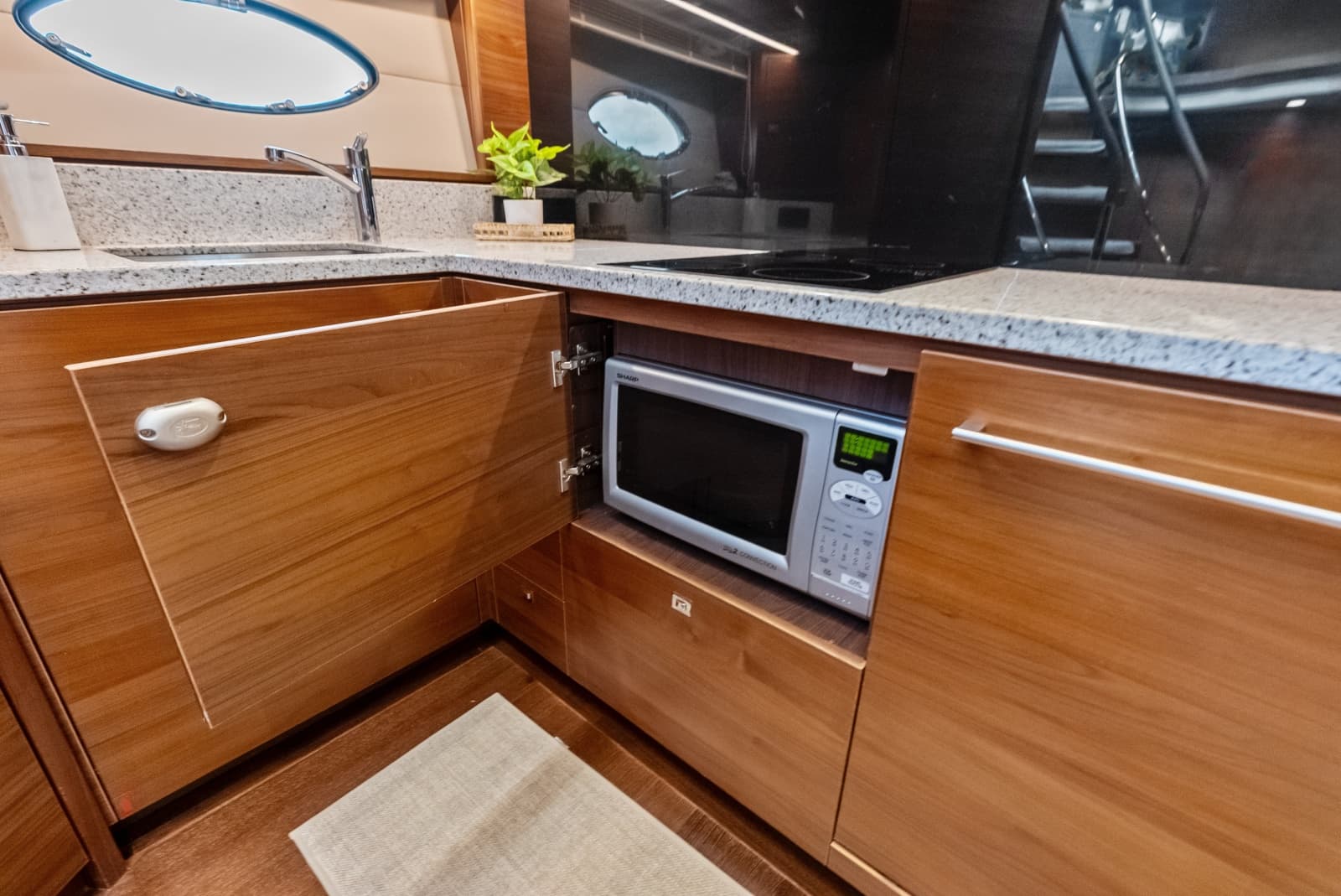 2014 Princess S72