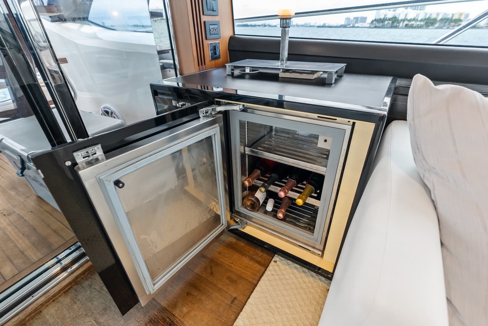 2014 Princess S72