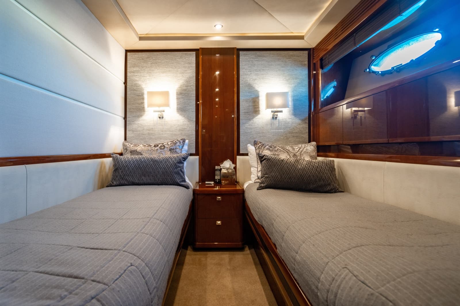 2010 Princess 95 M/Y