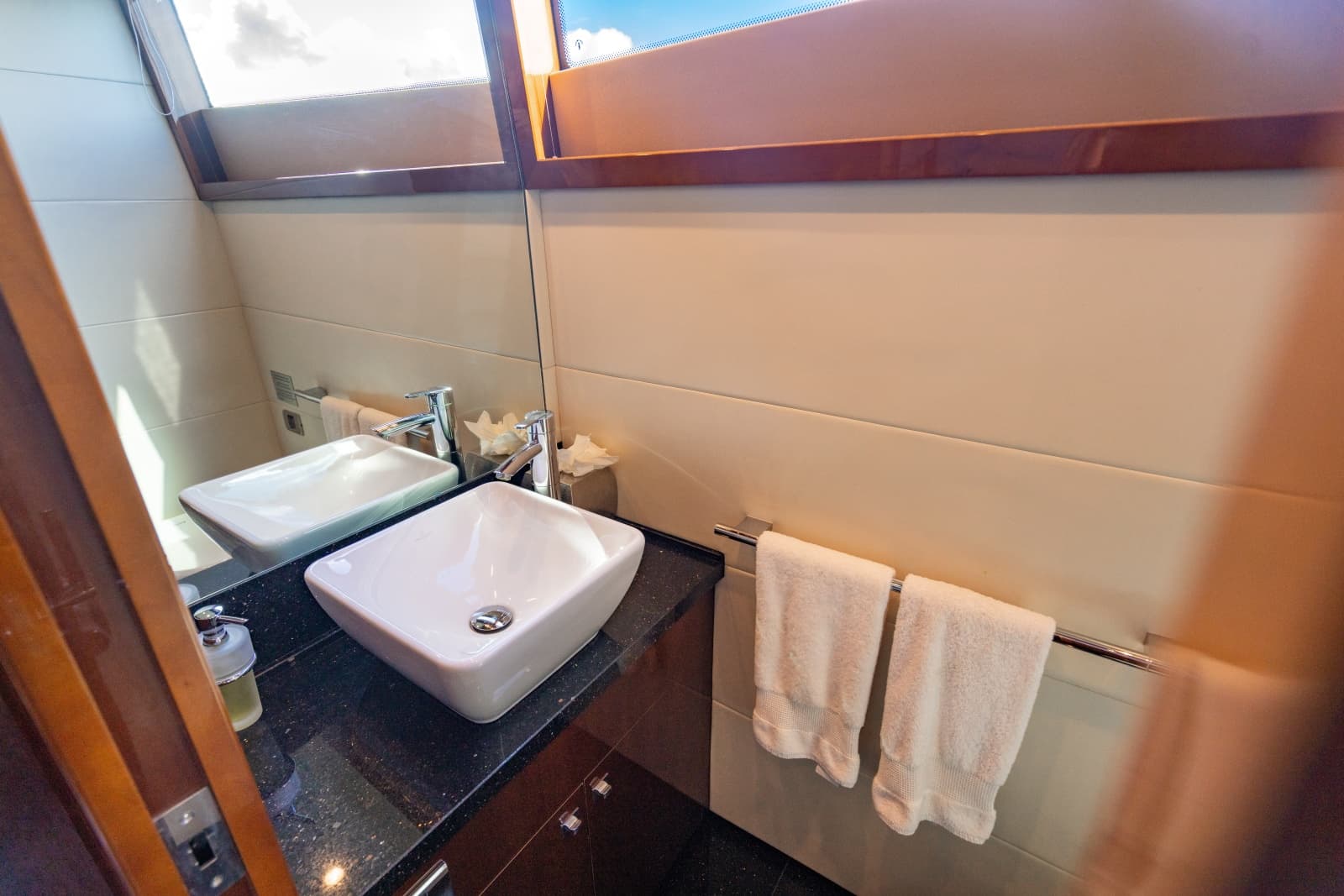 2010 Princess 95 M/Y