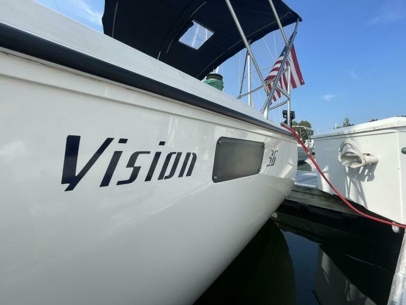 1991 Hunter 36 Vision