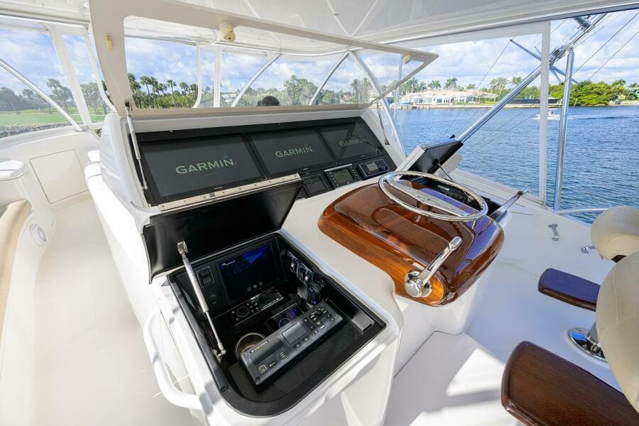 Viking 80 - LAMPLIGHTER - Flybridge