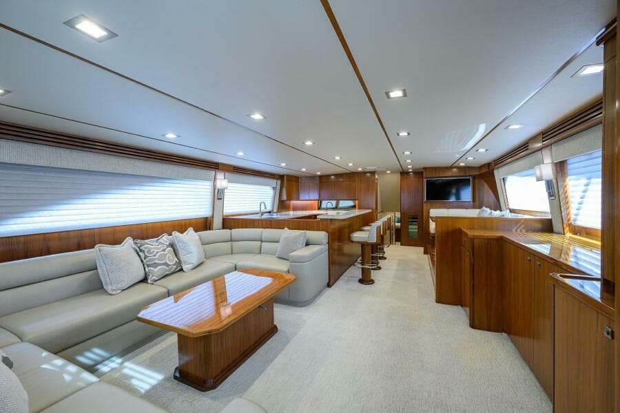 Viking 80 - LAMPLIGHTER - Salon