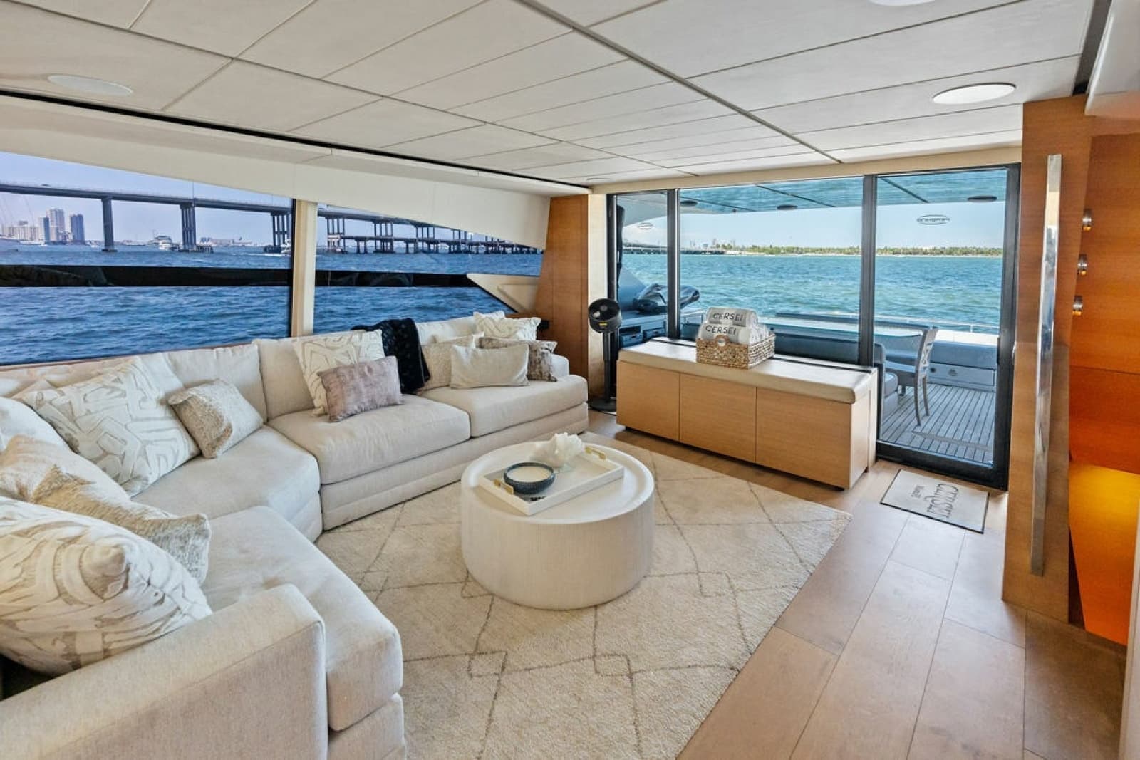 2012 Pershing 92