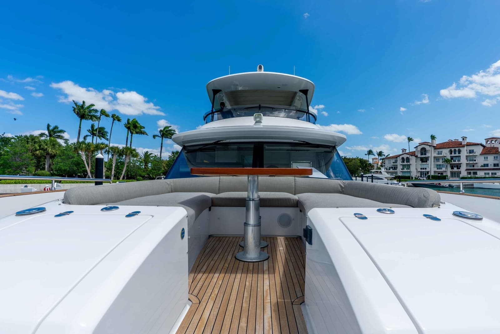 2023 Azimut Magellano 66