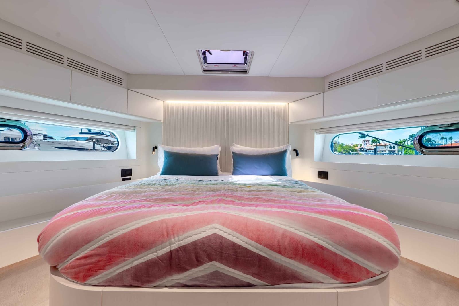 2023 Azimut Magellano 66