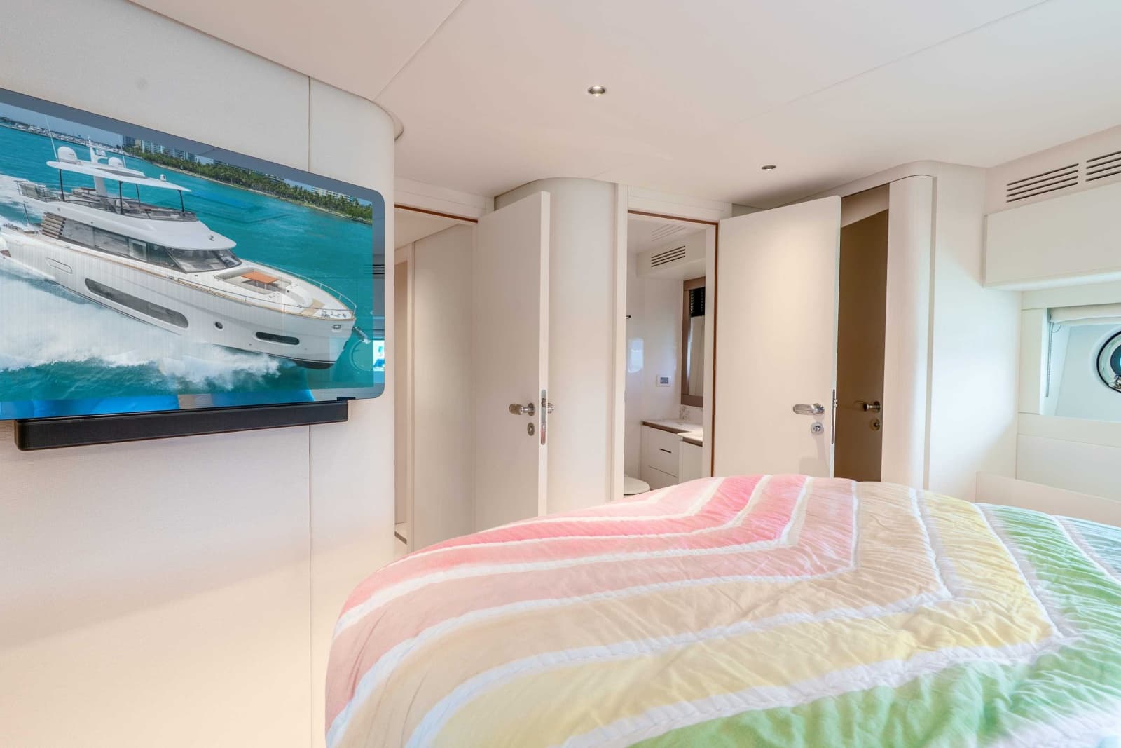 2023 Azimut Magellano 66
