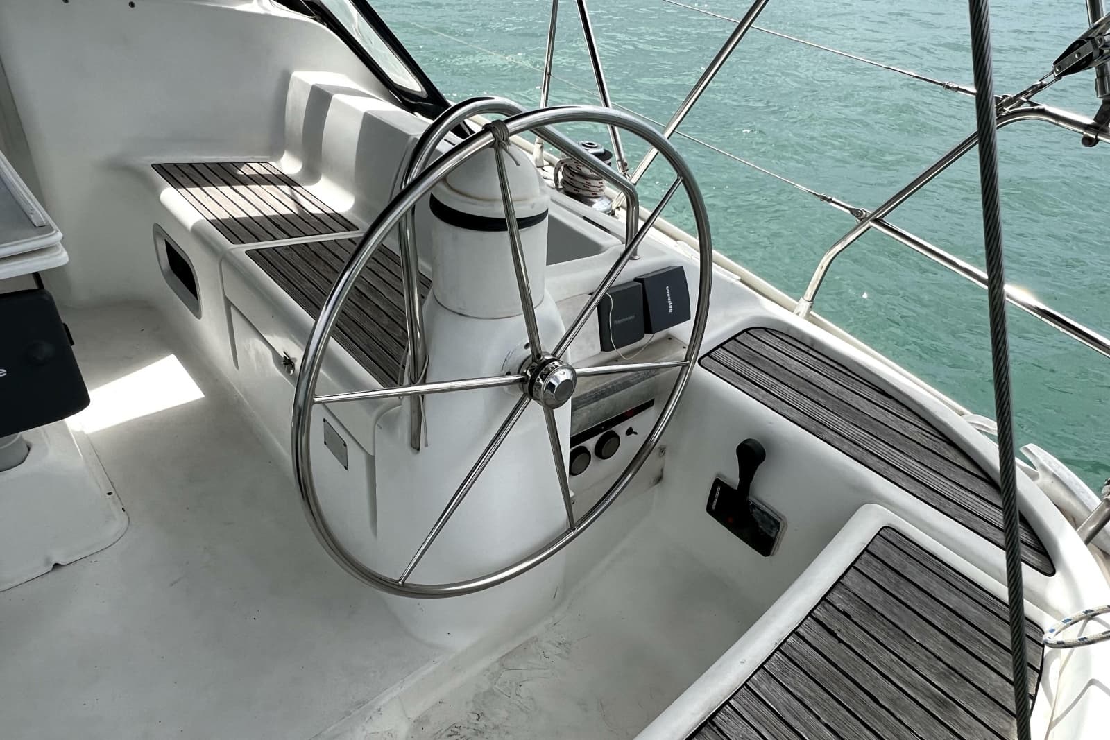 2002 Jeanneau Sun Odyssey 40