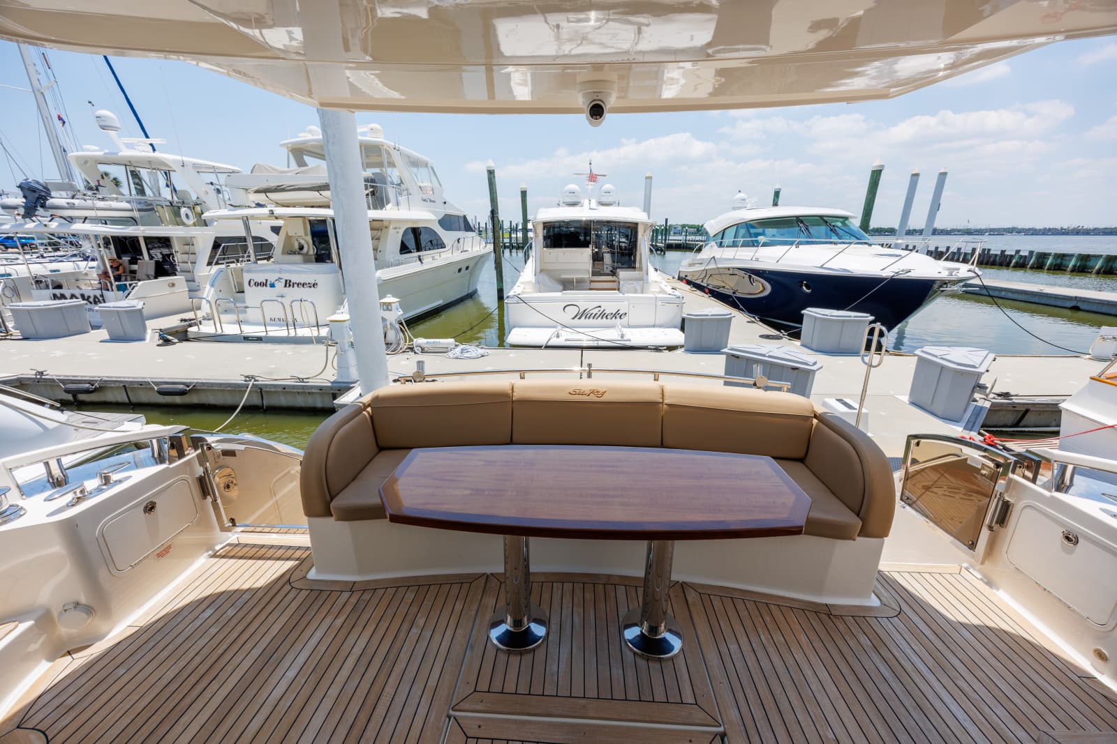 2017 Sea Ray L650 Fly