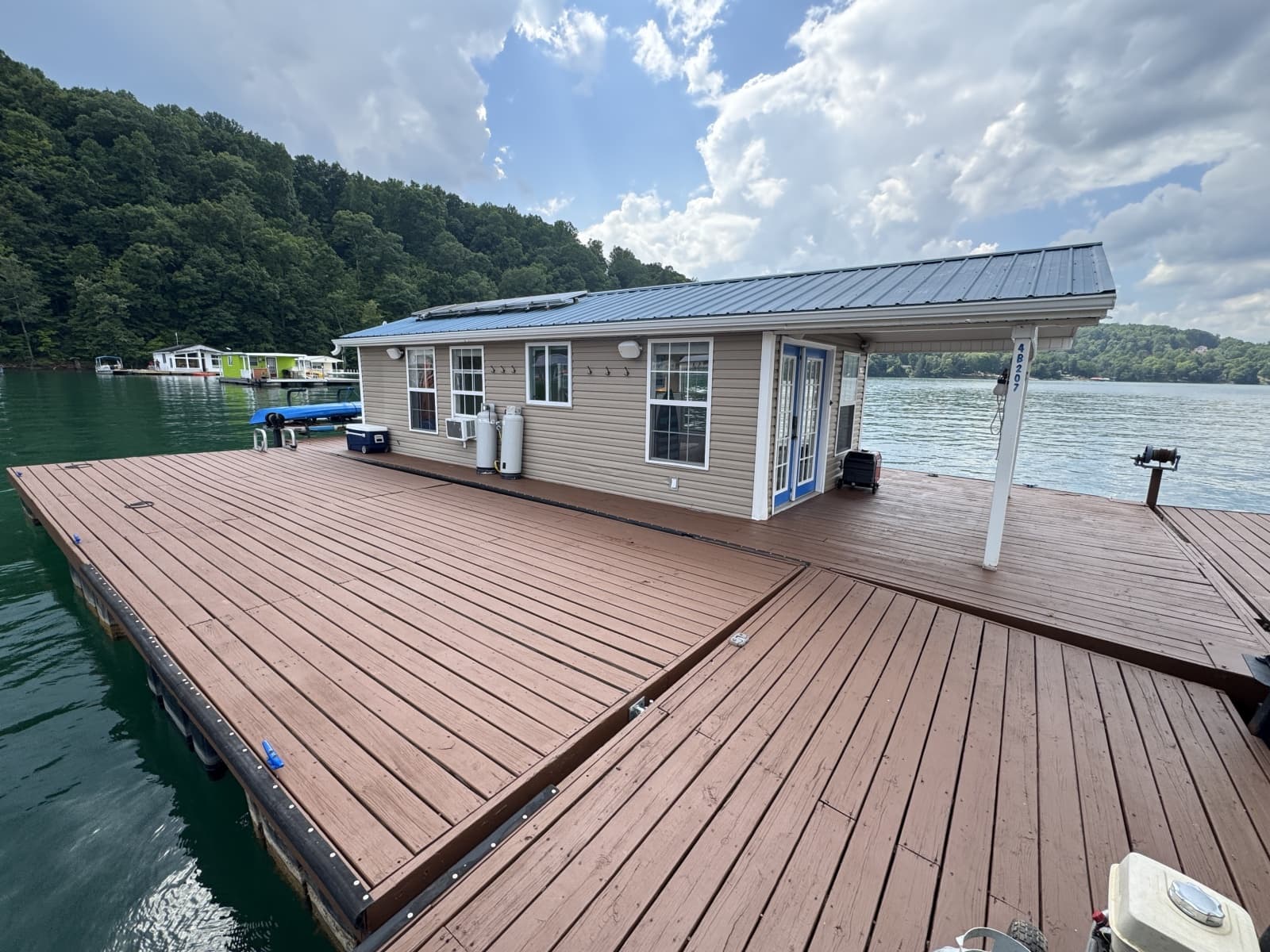 2008 Custom 13 x 29 Floating Cabin Approx 377sqft