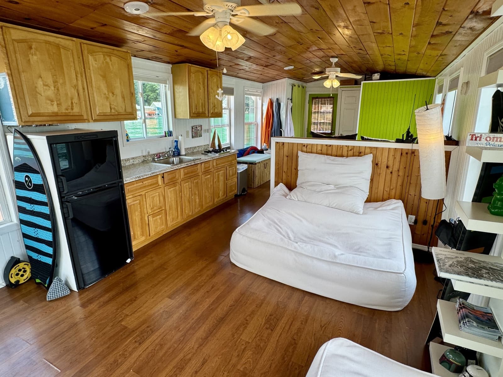 2008 Custom 13 x 29 Floating Cabin Approx 377sqft