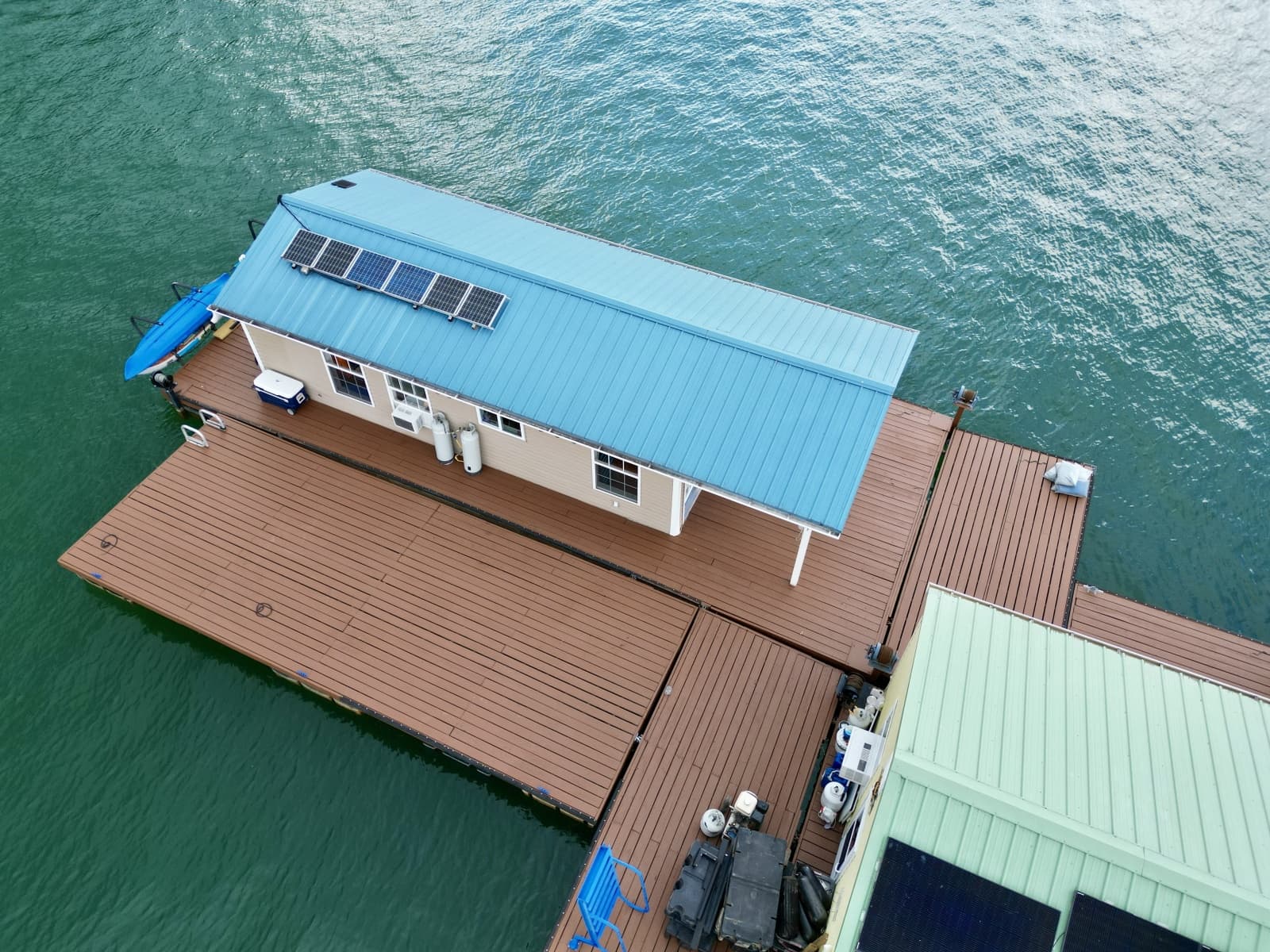 2008 Custom 13 x 29 Floating Cabin Approx 377sqft