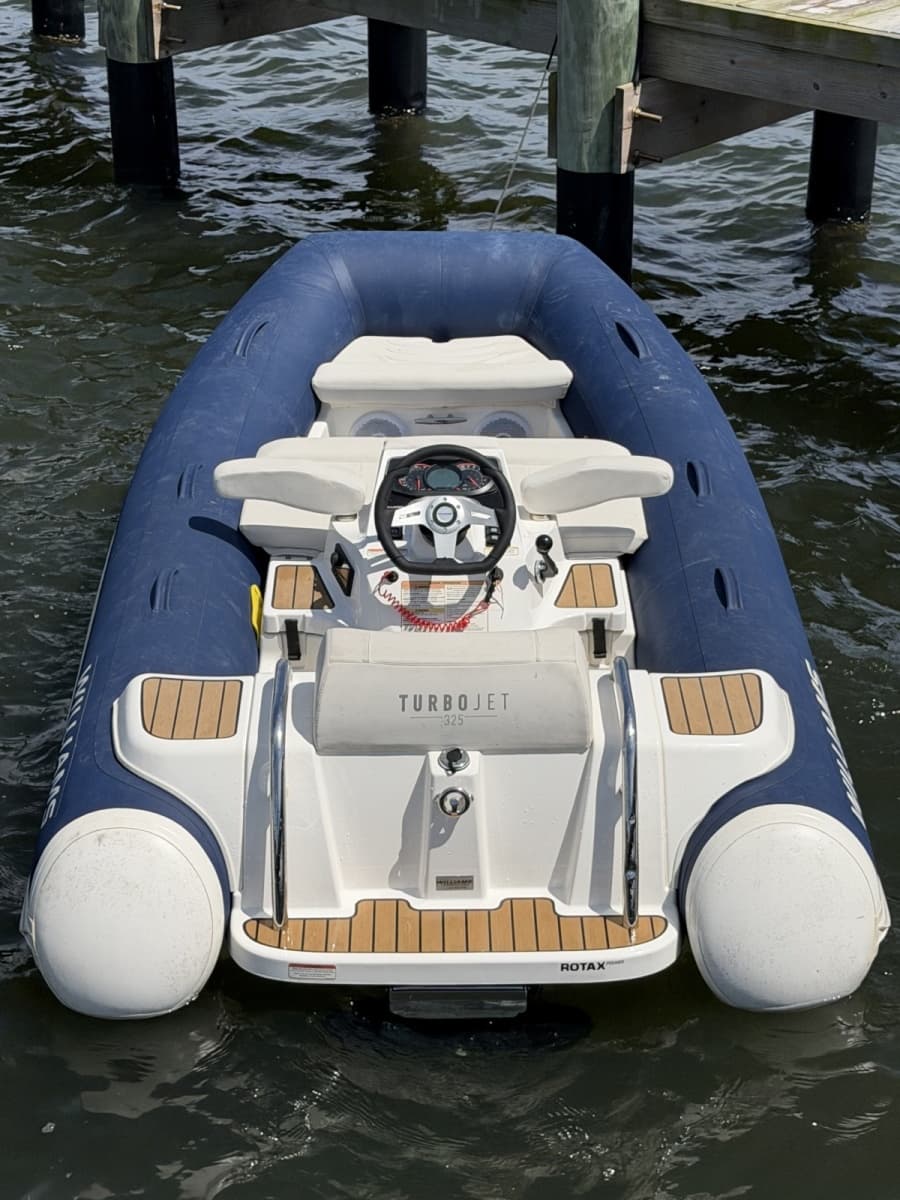 2022 Williams Jet Tenders TurboJet325