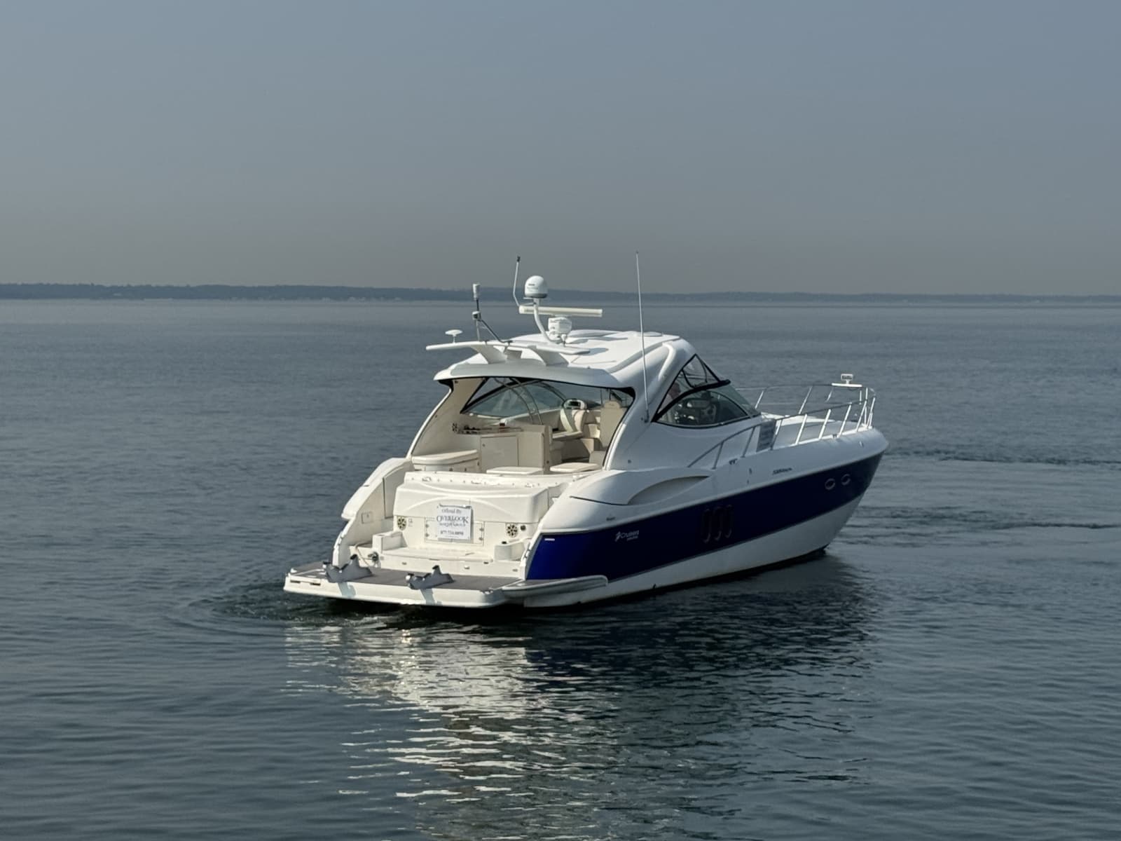 2006 Cruisers Yachts 520 Express