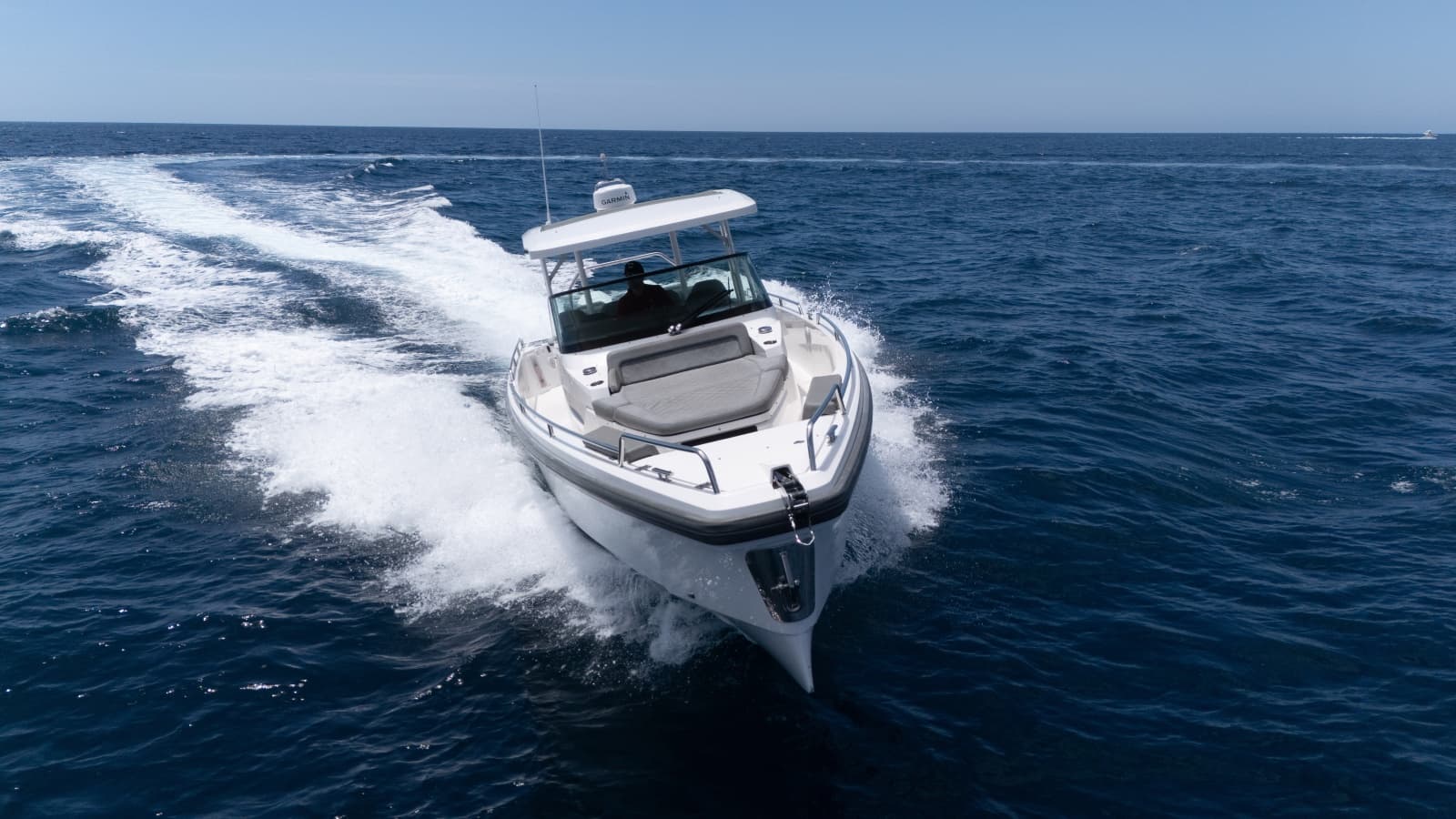 2020 Axopar 37 Sun Top