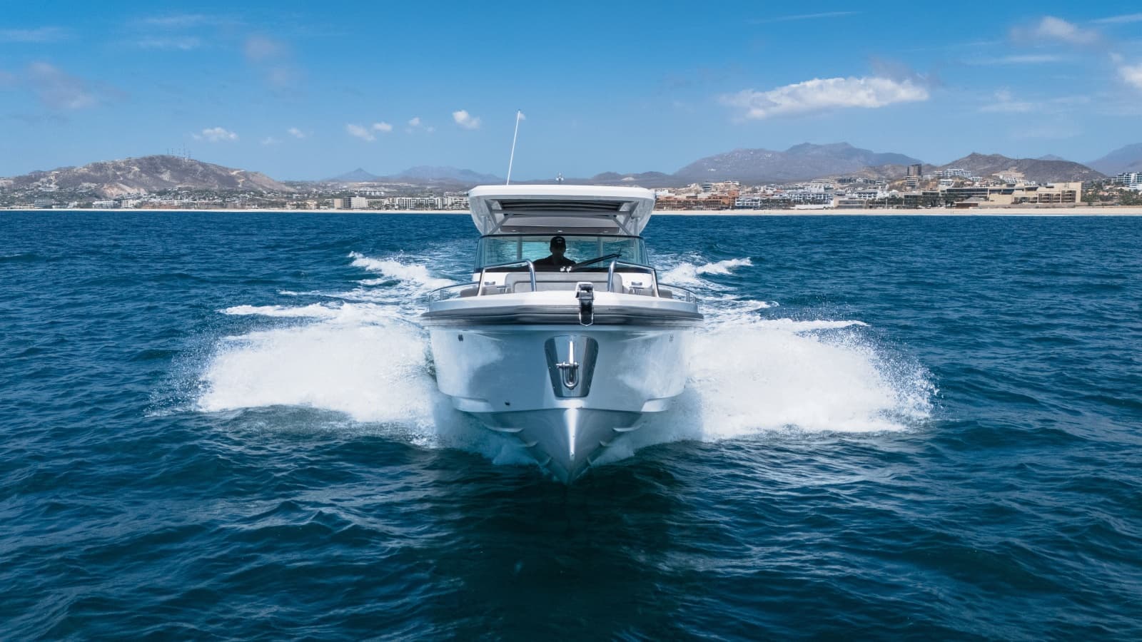 2020 Axopar 37 Sun Top