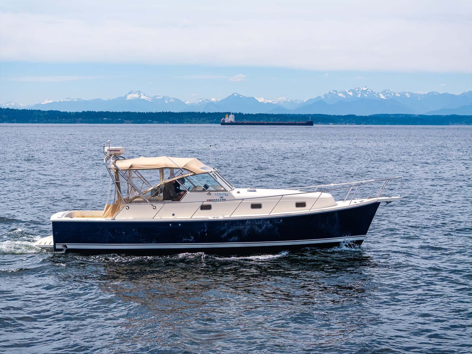 2004 Mainship Pilot 34