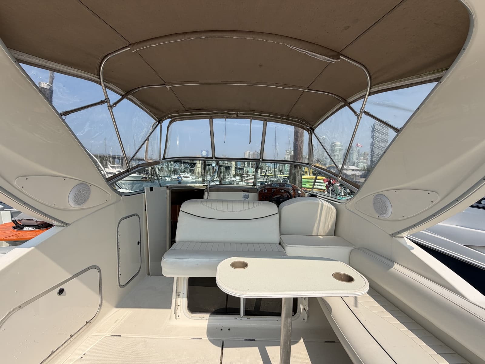 2003 Maxum 2900 SCR