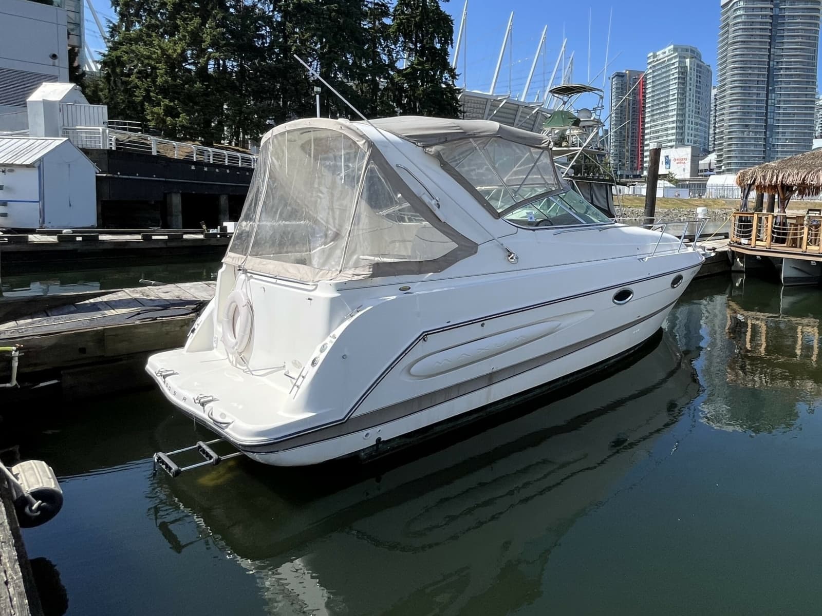 2003 Maxum 2900 SCR