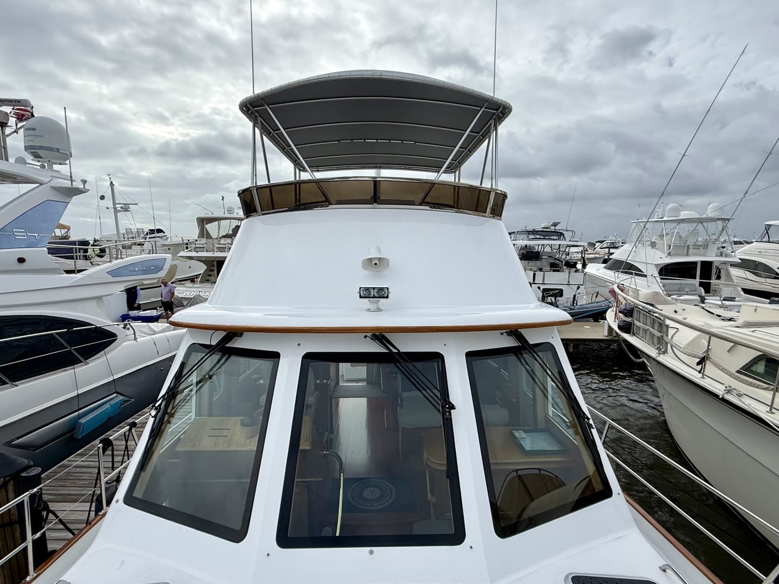 2002 Legacy Yachts 52