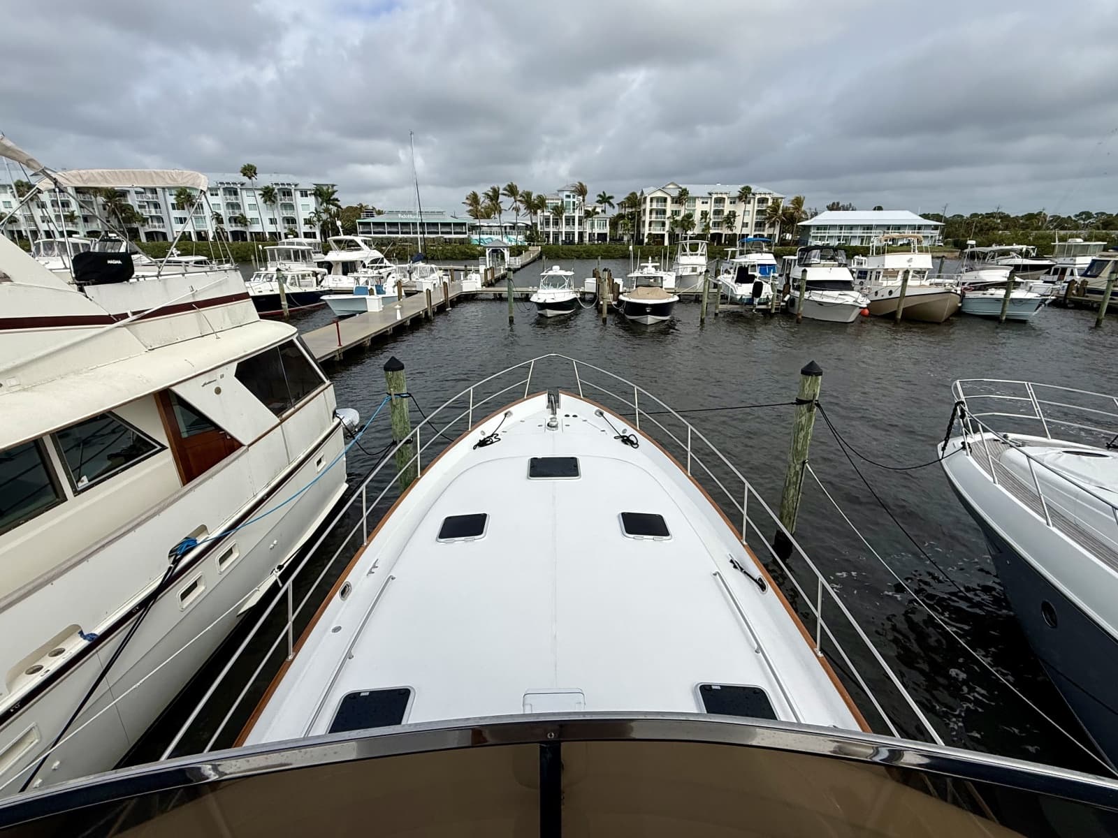 2002 Legacy Yachts 52