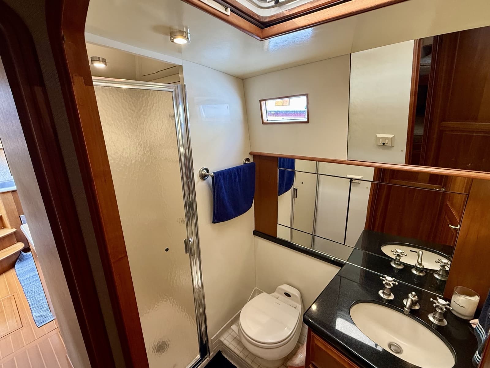 2002 Legacy Yachts 52