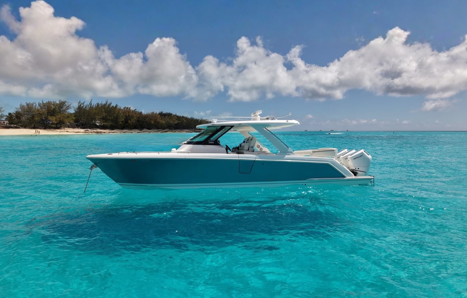 2025 Tiara Yachts 38LS