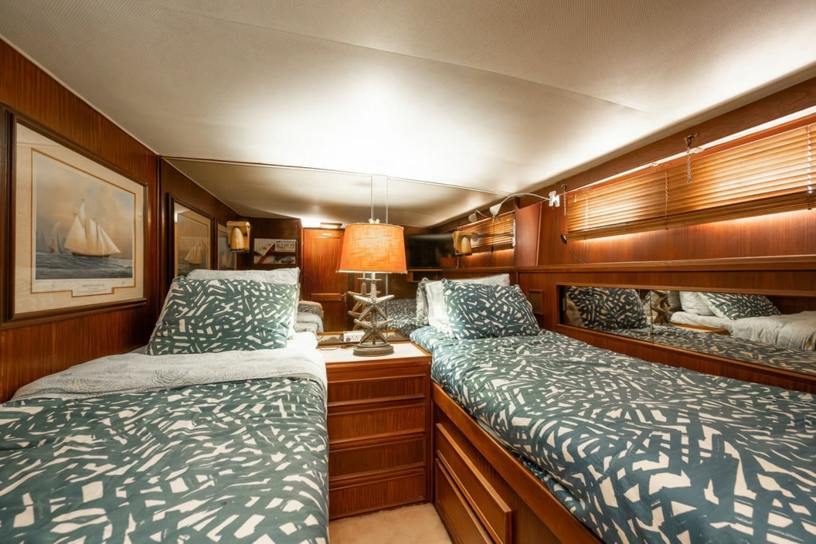 1979 Hatteras Yacht Fish