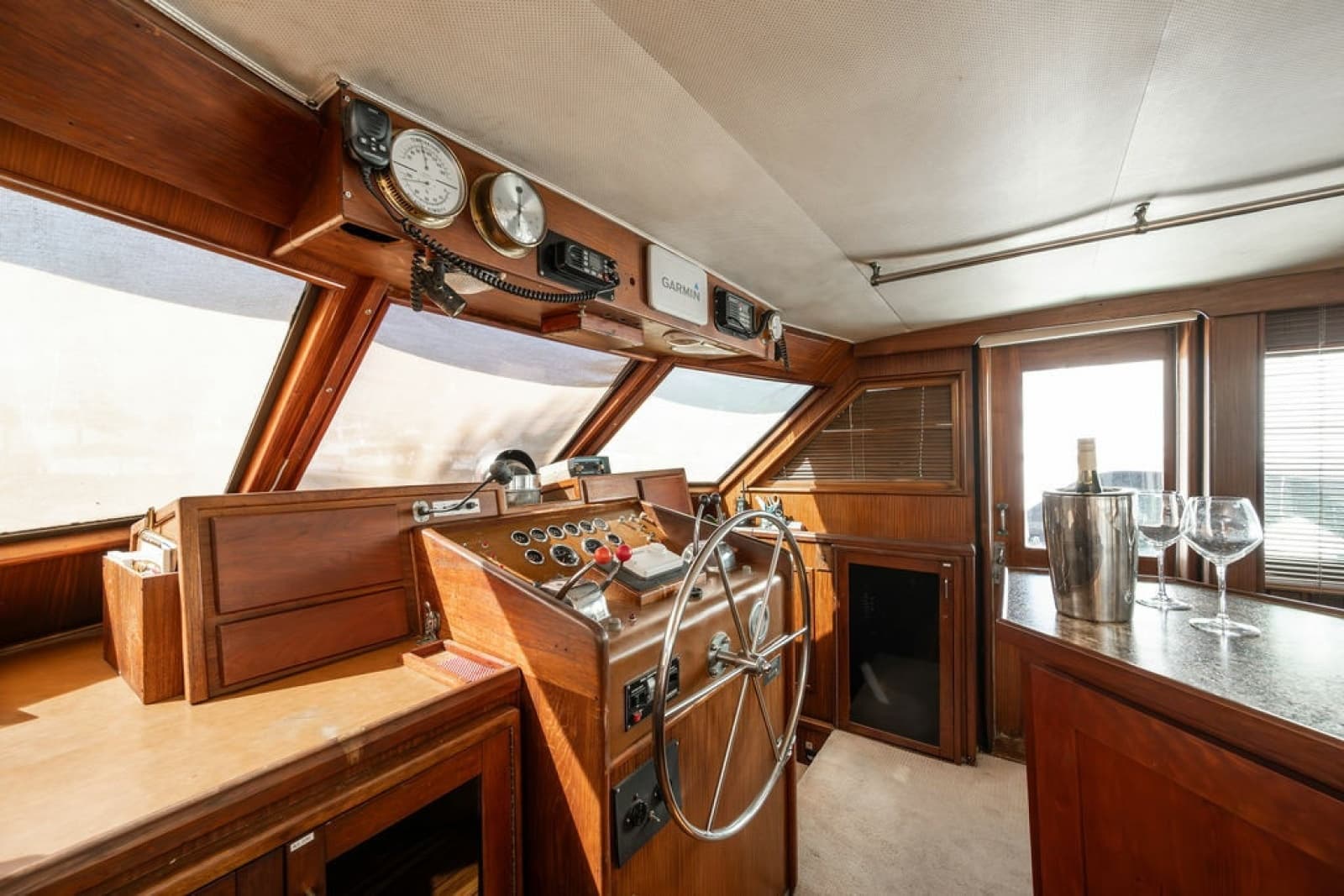 1979 Hatteras Yacht Fish
