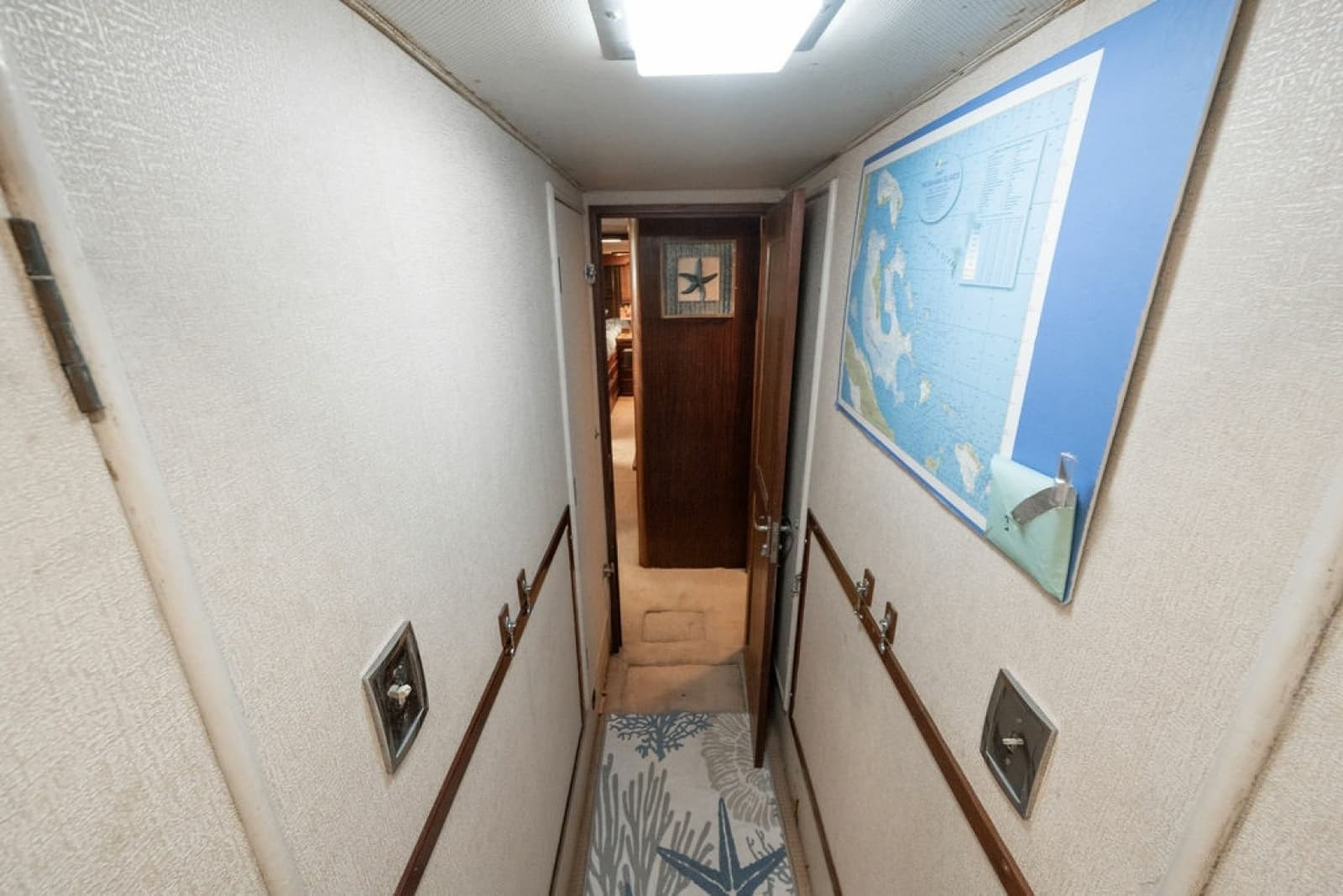 1979 Hatteras Yacht Fish