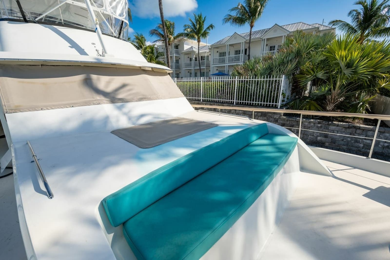 1979 Hatteras Yacht Fish