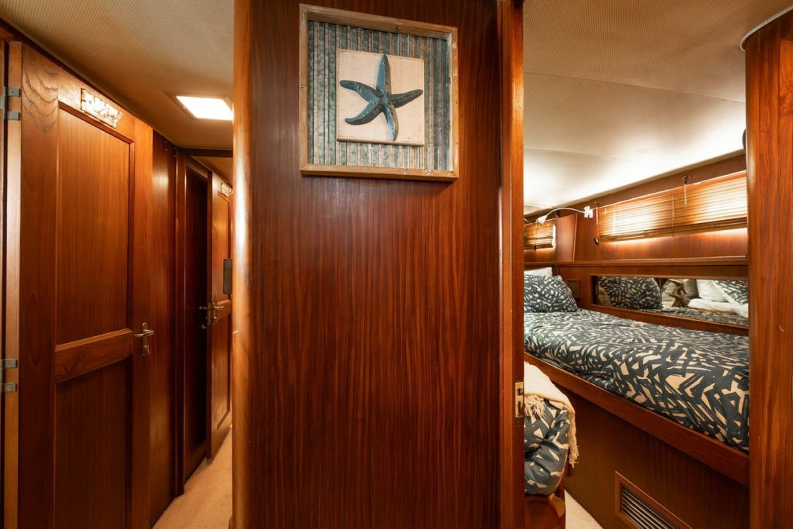 1979 Hatteras Yacht Fish
