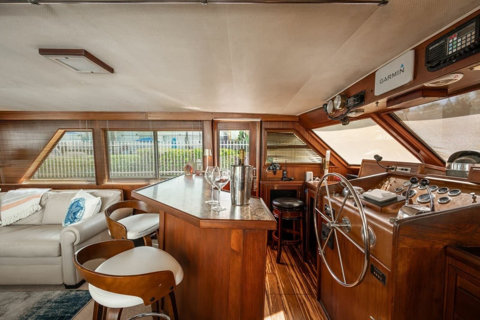 1979 Hatteras Yacht Fish