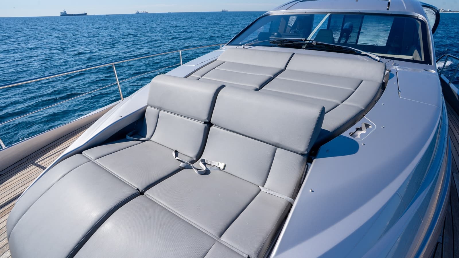 2024 Pershing 7X