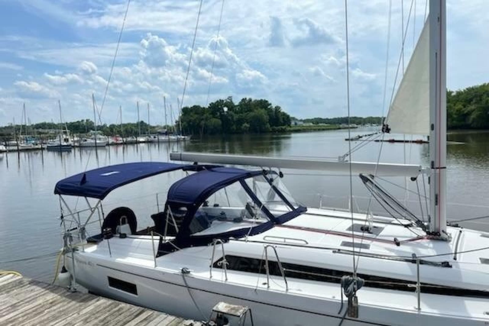 2022 Beneteau 